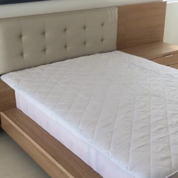 mesas y camas especiales en maderas